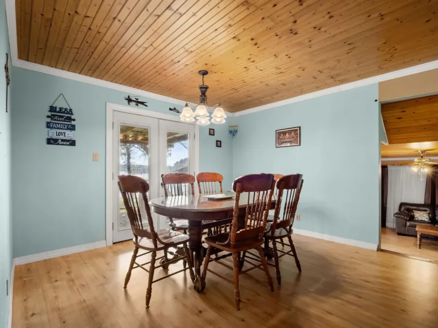 Dining room table with seating for six people Dining room table with seating for six people